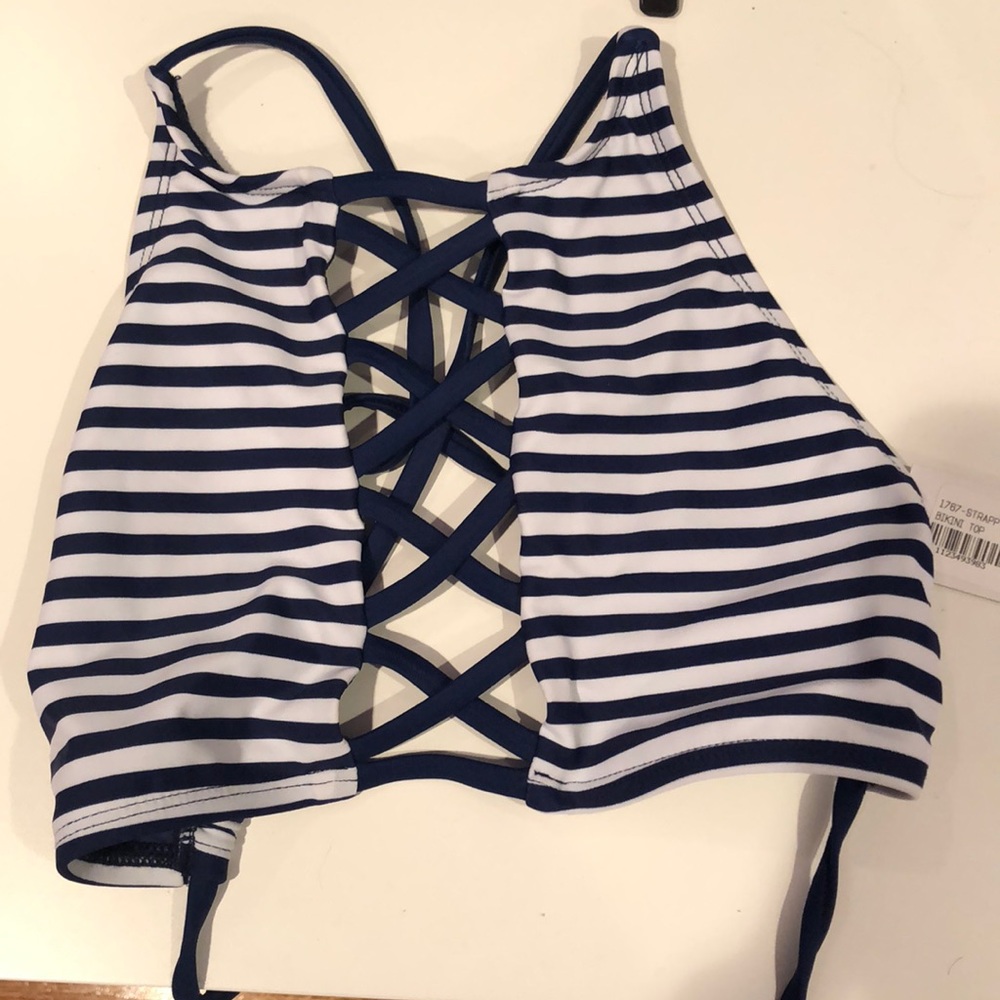 Halter neck bikini top